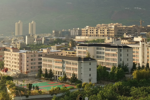 bb贝博艾弗森数码DCN助力汉源职业高级中学校园网“智行+光”升级